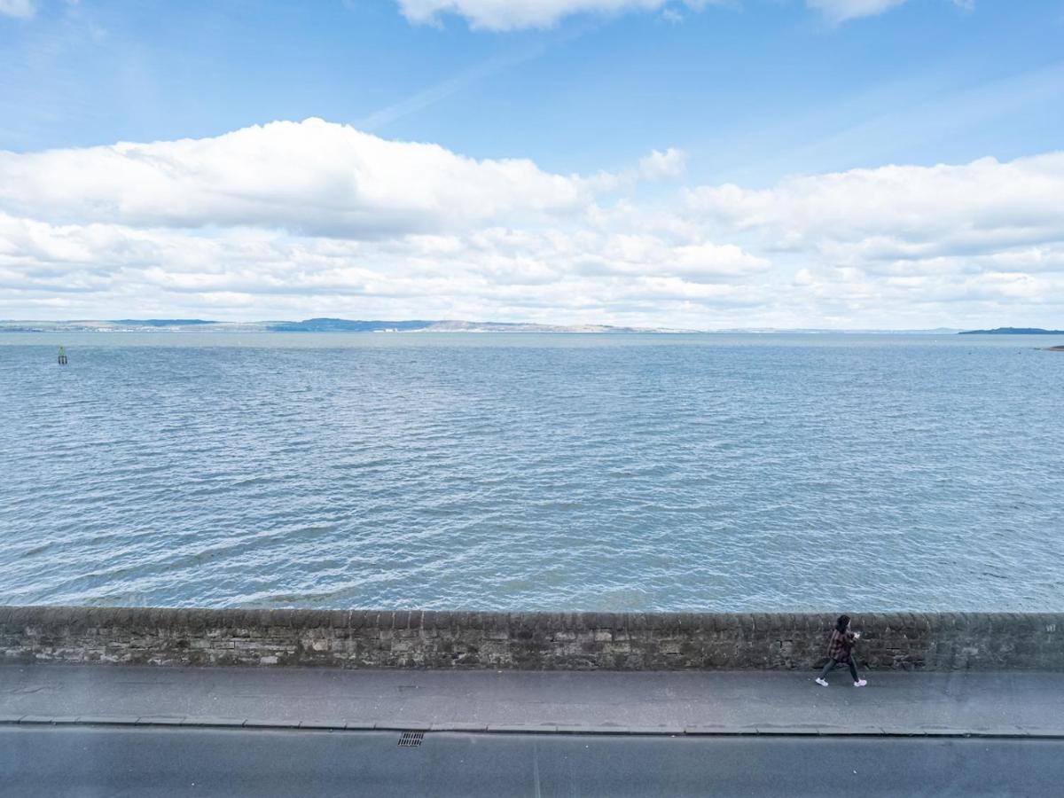 エディンバラPass The Keys Stunning Flat With Sea View And Parkingアパートメント エクステリア 写真