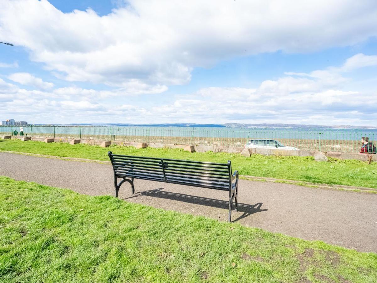 エディンバラPass The Keys Stunning Flat With Sea View And Parkingアパートメント エクステリア 写真